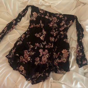 Off shoulder romper